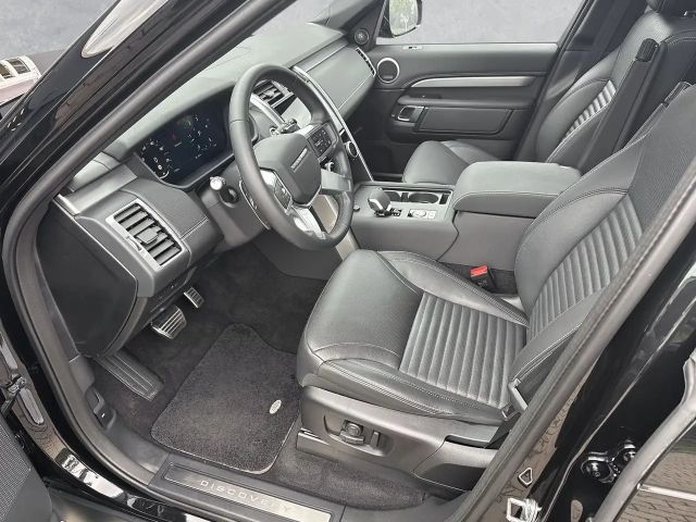 Land Rover Discovery D300 Dynamic SE