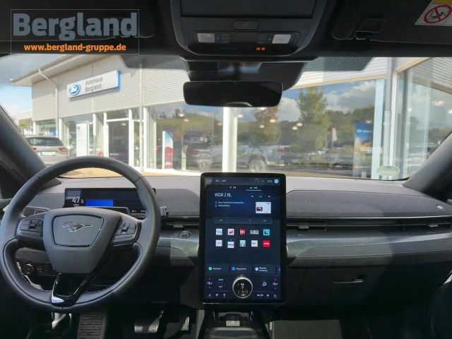 Ford Mustang Mach-E AWD GT