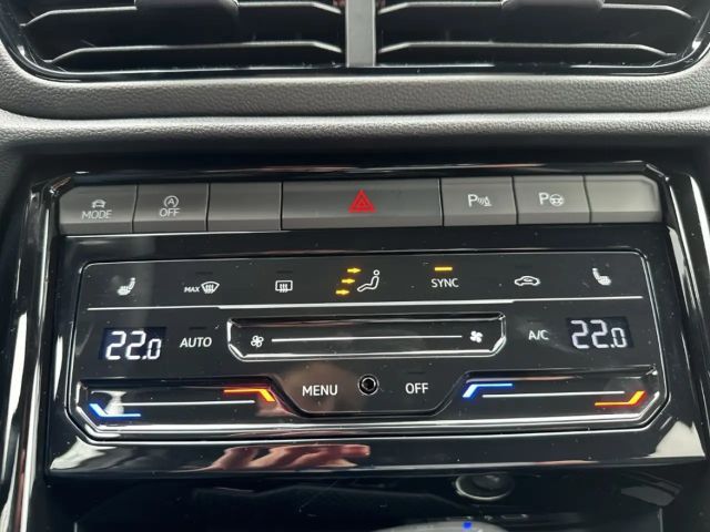 Volkswagen T-Roc 1.5 TSI DSG R-Line Style