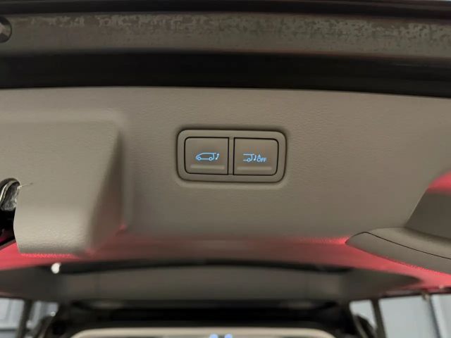 Hyundai Staria Signature Vierwielaandrijving