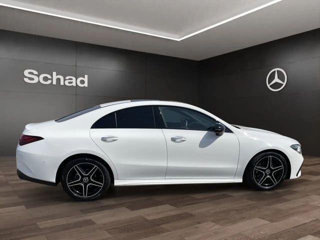 Mercedes-Benz CLA 180 AMG Line Coupé