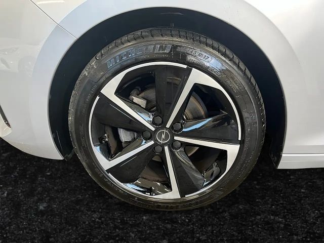 Opel Astra GS-Line Grand Sport Turbo