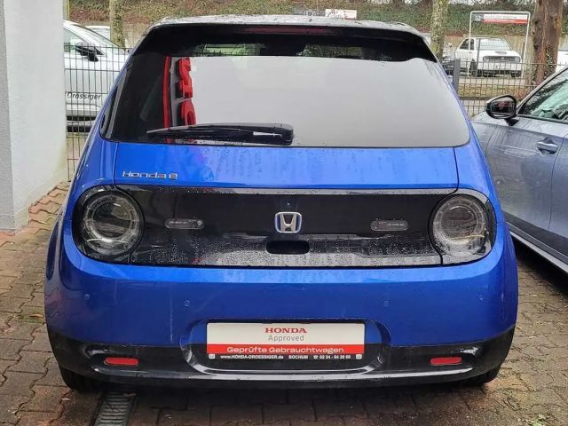 Honda e Advance
