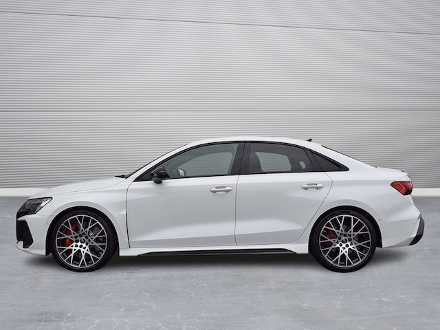 Audi RS3 Quattro S-Tronic Sedan