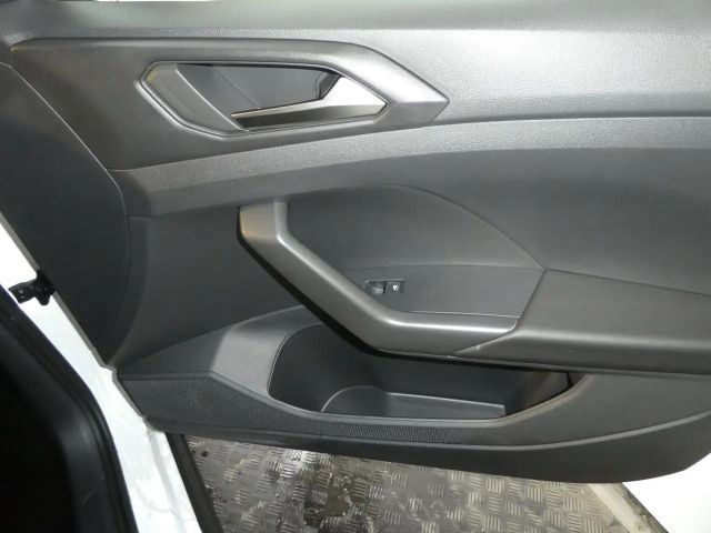 Volkswagen T-Cross 4Me TSI