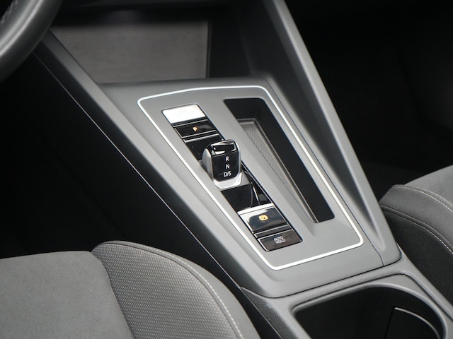 Volkswagen Golf DSG Golf VIII Style Variant