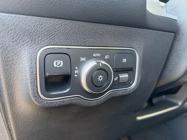 Mercedes-Benz GLB 180 Progressive