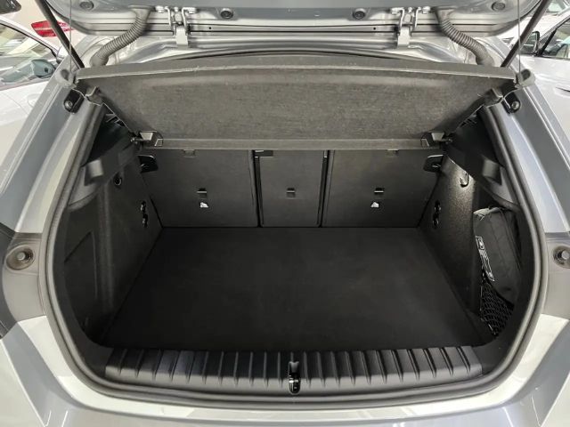 BMW 118 118d M-Sport Sedan