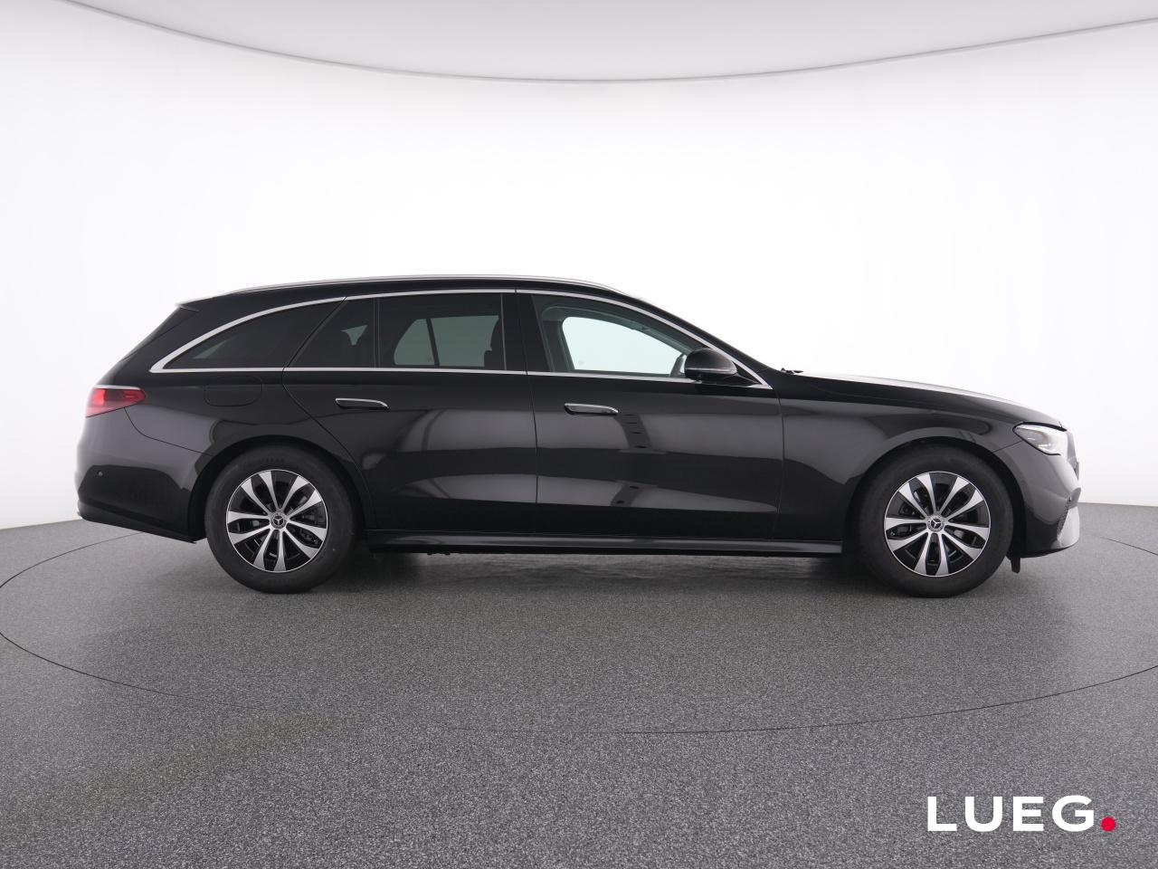 Mercedes-Benz E 200 AVANTGARDE Estate