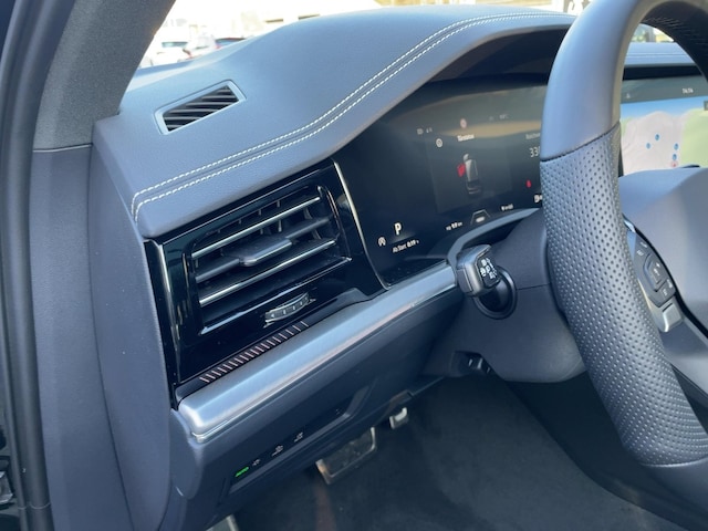 Volkswagen Touareg FINAL EDITION BLACK+MATRIX+APP