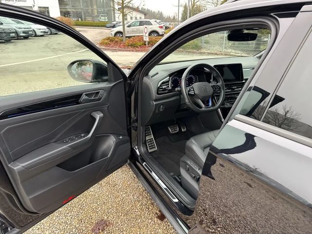 Volkswagen T-Roc R / R-Performance / Akrapovice