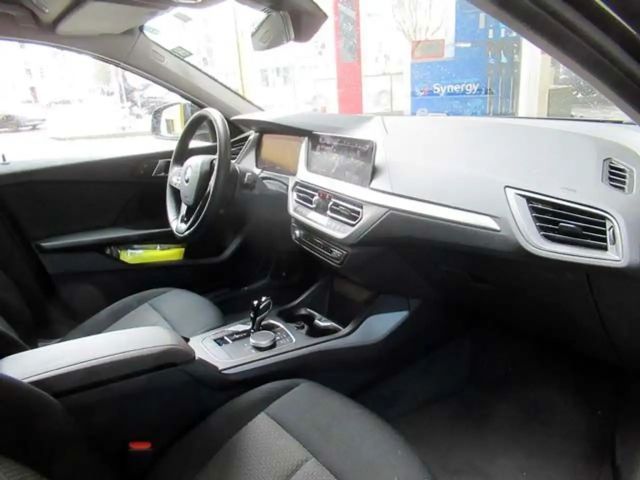 BMW 118 118i Advantage pakket Sedan