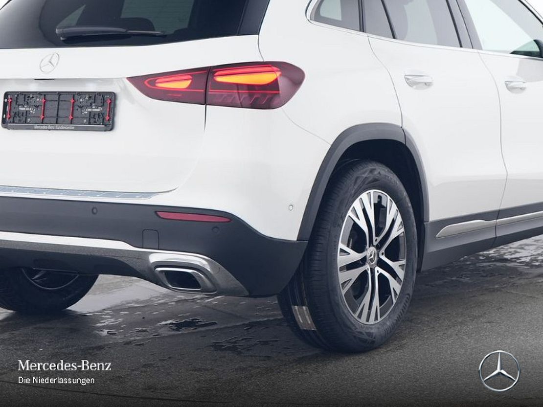 Mercedes-Benz GLA 180 GLA 180