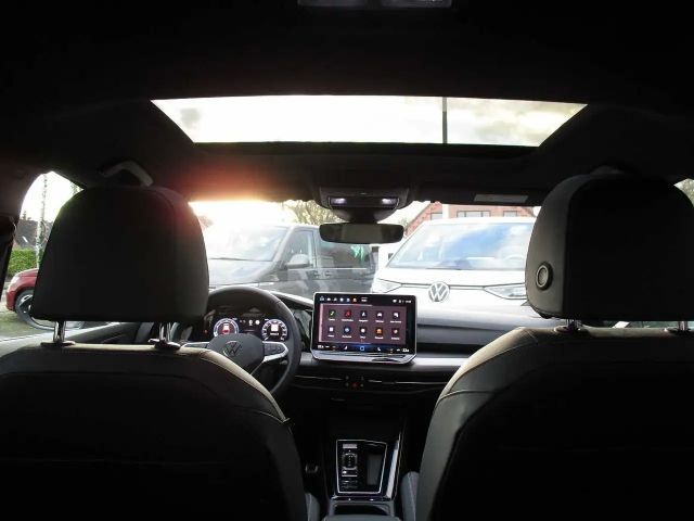 Volkswagen Golf 1.5 eTSI DSG Golf VIII