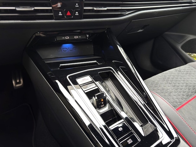 Volkswagen Golf 2.0 TSI GTI