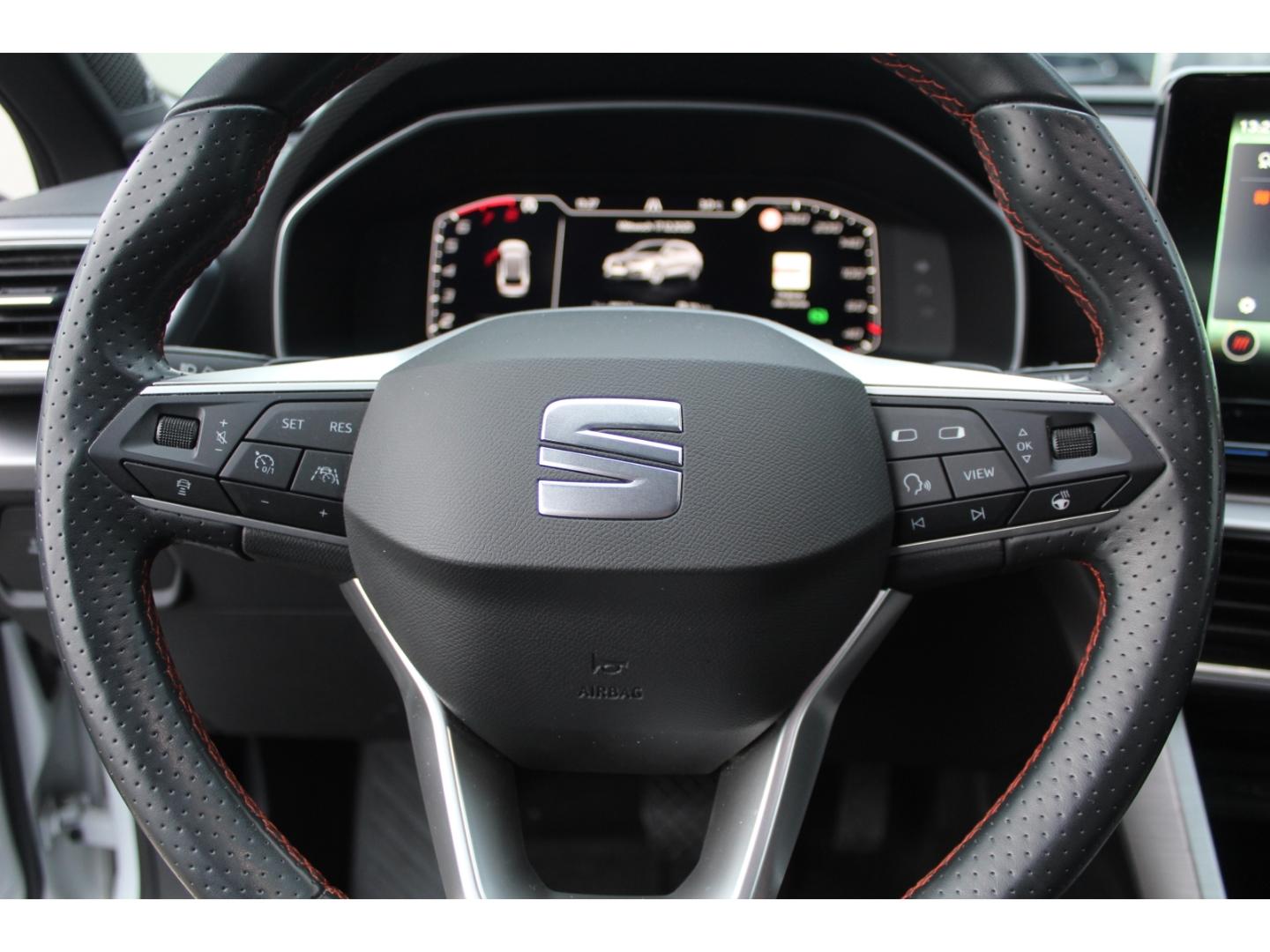 Seat Leon 2.0 TSI DSG FR-lijn Sportstourer