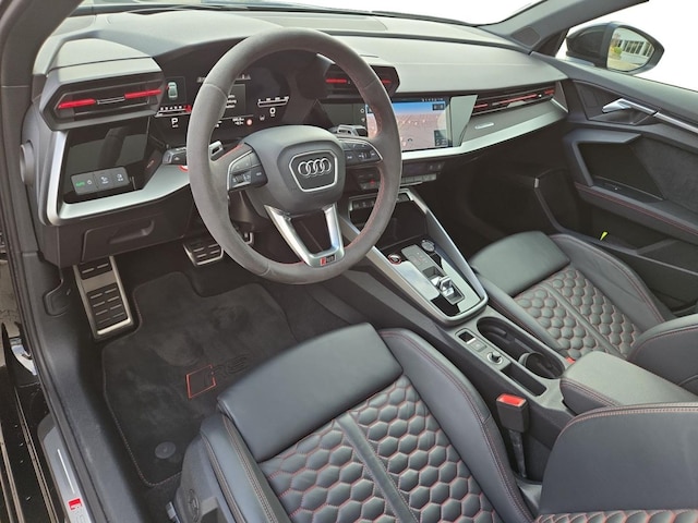 Audi RS3 Quattro S-Tronic Sedan