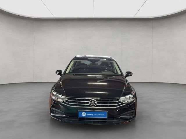 Volkswagen Passat 1.5 TSI DSG Variant