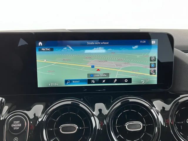 Mercedes-Benz B 180 B 180 d Sedan