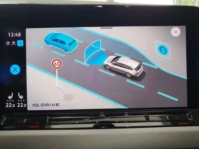 Volkswagen Golf 1.0 TSI Life Variant