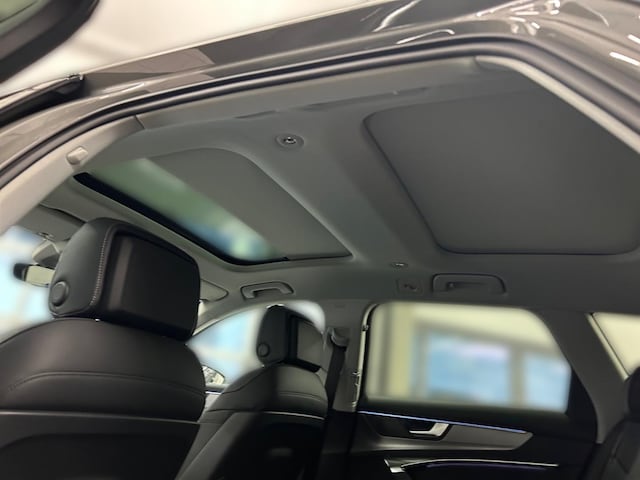 Audi S6 Avant Quattro