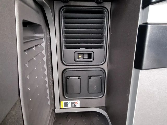 Volkswagen California 2.0 TDI Beach DSG T7