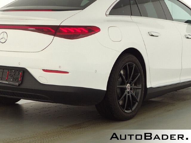 Mercedes-Benz EQE 300 Sedan