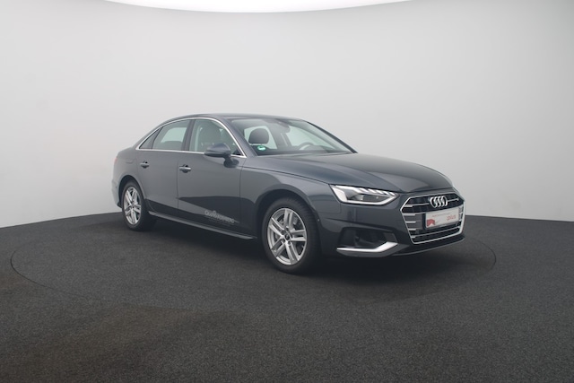 Audi A4 40 TFSI S-Tronic Sedan