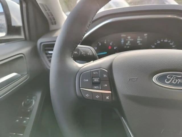 Ford Focus Titanium Wagon