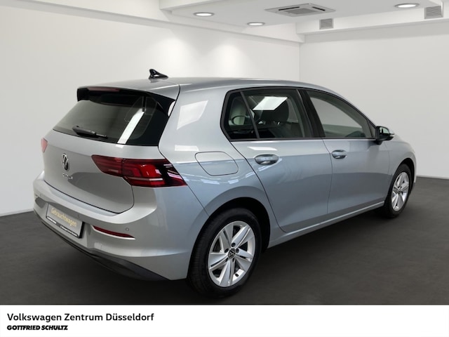 Volkswagen Golf Life