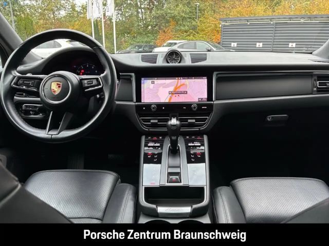 Porsche Macan Rückfahrkamera Sportabgas Luftfederung LED
