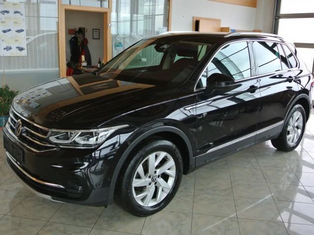 Volkswagen Tiguan 4Motion Elegance Elegance