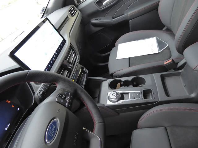 Ford Kuga Hybrid ST Line X