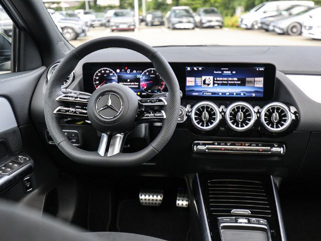 Mercedes-Benz GLA 180 