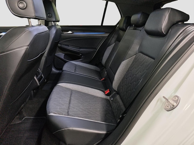 Volkswagen Golf 1.5 eTSI Golf VIII