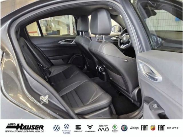 Alfa Romeo Giulia Q4 Turbo Veloce