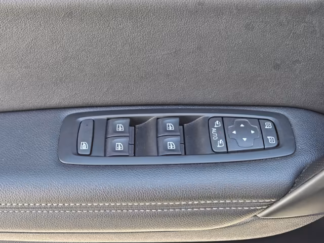 Renault Megane Combi EDC Intens TCe 140