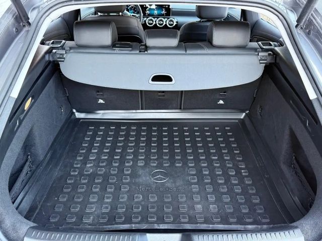 Mercedes-Benz CLA 200 °Shzg°Navi°TWA°Spur°RFK°BT