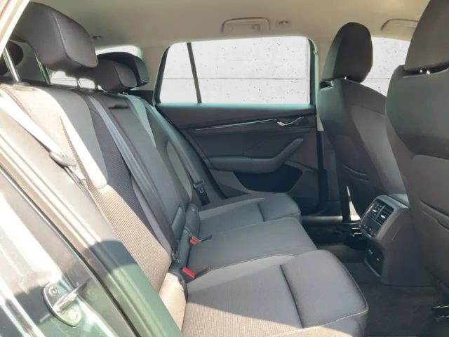 Skoda Octavia 2.0 TDI Combi Tour