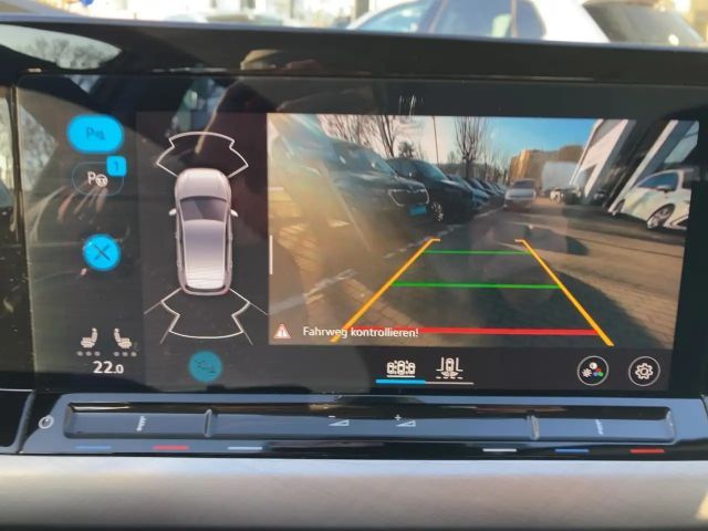 Volkswagen Golf 1.5 TSI Golf VIII Life