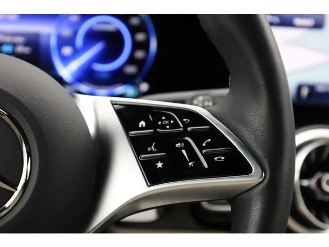 Mercedes-Benz EQA 300 4MATIC Progressive