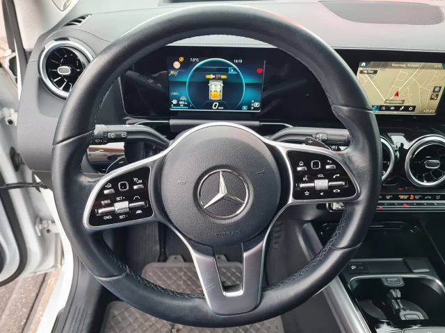 Mercedes-Benz B 200 B 200 d Business Line