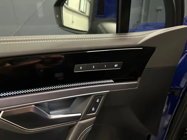 Volkswagen Touareg IQ.Drive R-Line