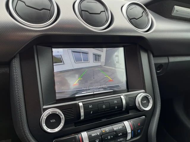 Ford Mustang Fastback GT 5.0 V8