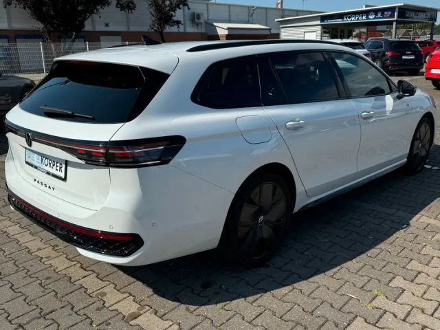 Volkswagen Passat 2.0 TDI R-Line Style Variant