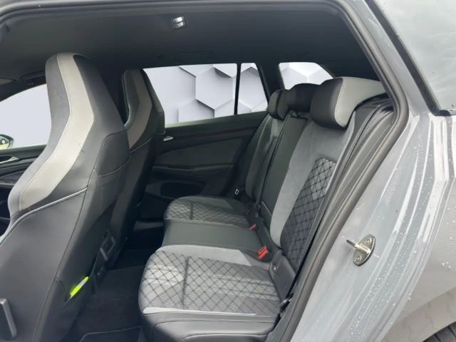 Volkswagen Golf DSG R-Line Variant