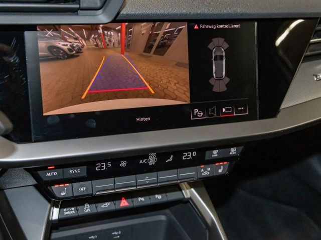 Audi A3 45 TFSI Hybride S-Line Sedan