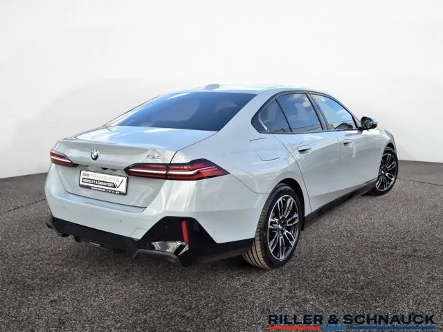 BMW 520 520i M-Sport Sedan