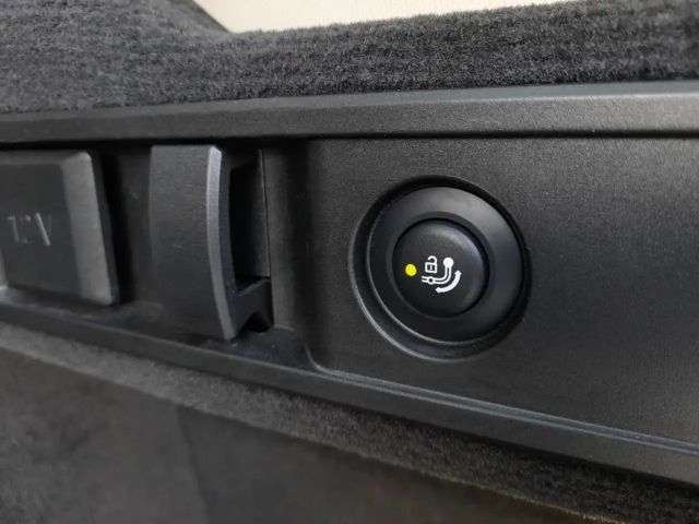 BMW 330 330e Touring