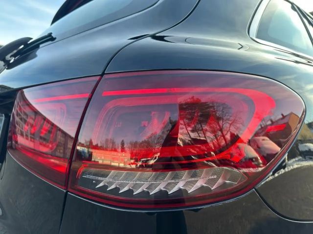 Mercedes-Benz GLC 300 4MATIC GLC 300 d